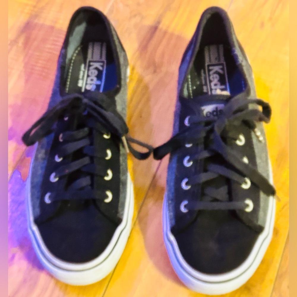 Keds Double Up Sneaker.Size 7. Like New.